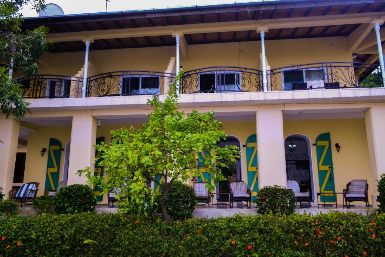 Hotel Habitation Des Lauriers à Cap-Haïtien Extérieur photo