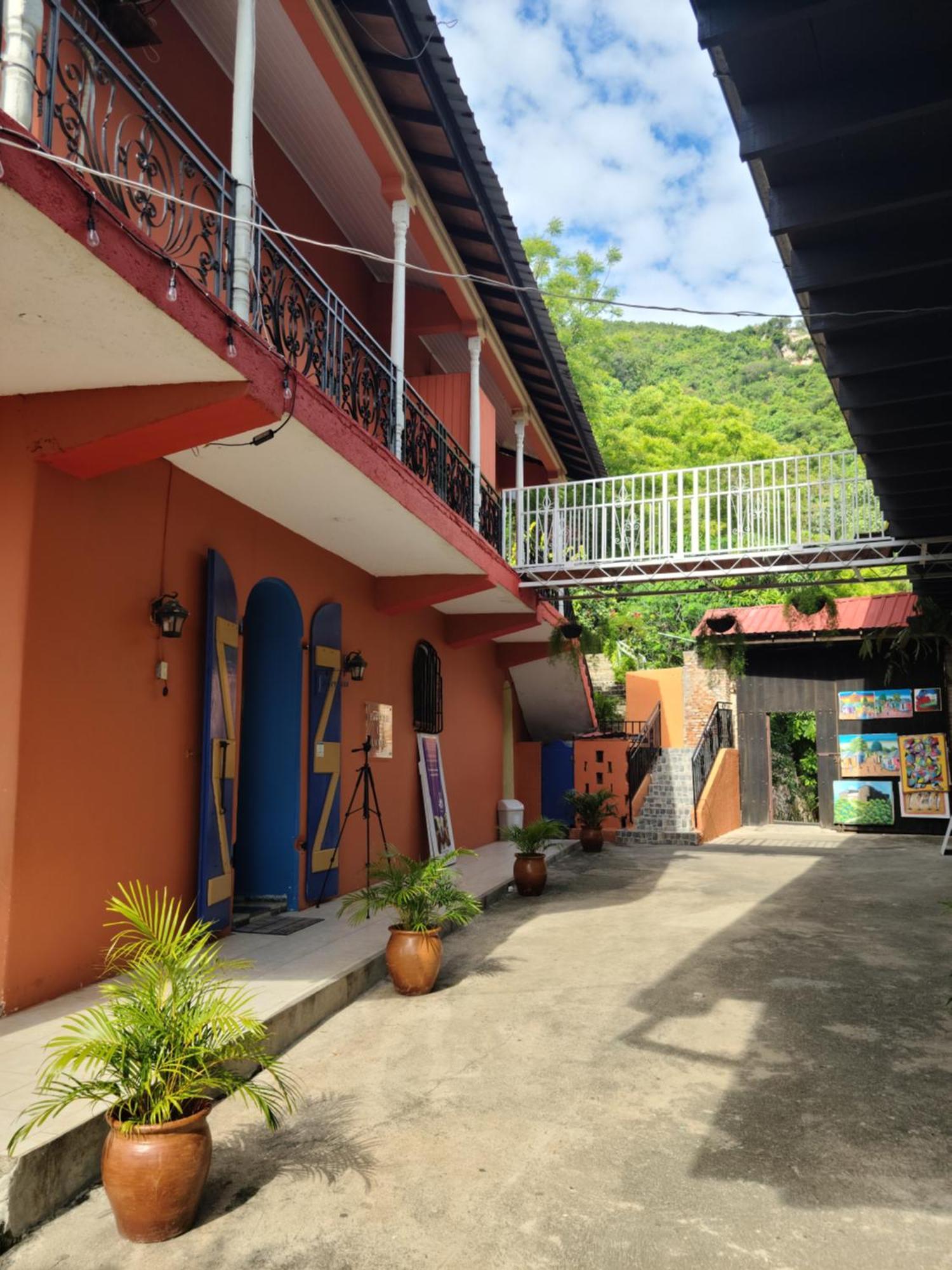 Hotel Habitation Des Lauriers à Cap-Haïtien Extérieur photo